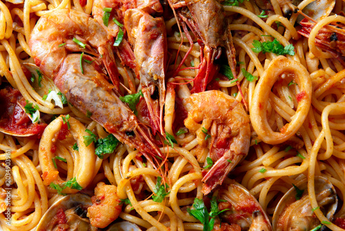Foto Spaghetti con sugo ai frutti di mare, Pasta Italiana