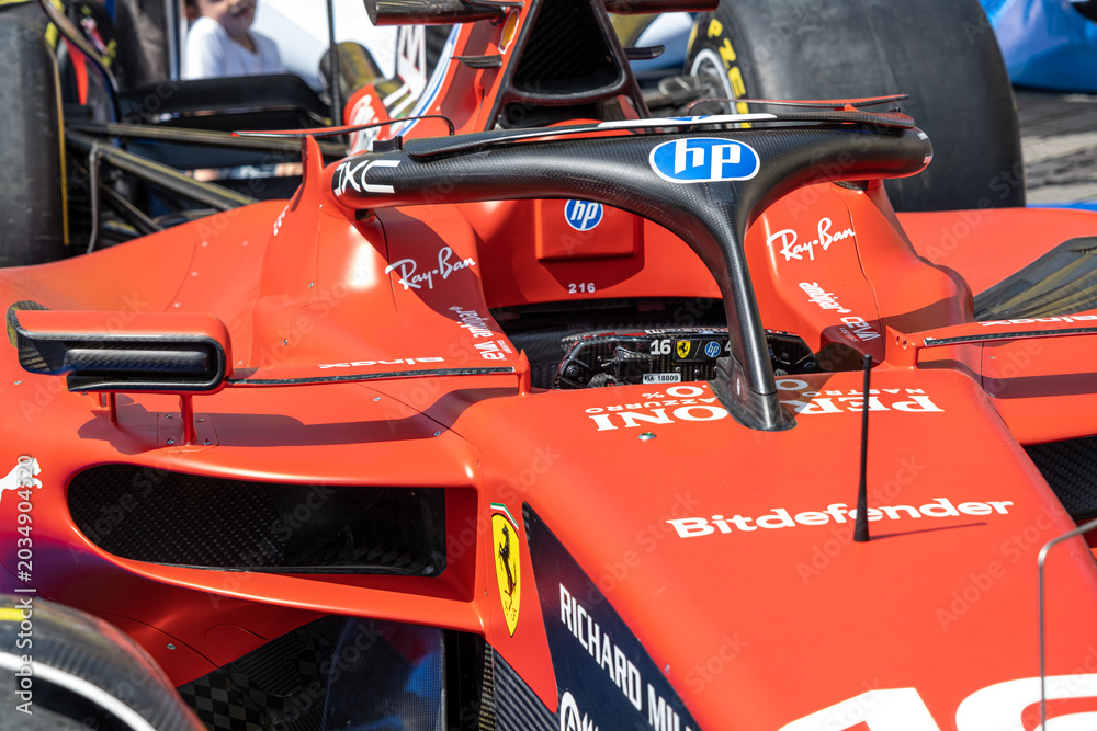 Obraz premium Sibiu, Romania - May 25, 2026 a Ferrari SF-26 Formula 1 car unveiled for the 2026 exhibited in the large square in the city center Sibiu