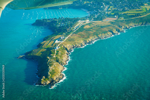 Fotografie Vue aérienne de la Pointe du Grouin en Bretagne