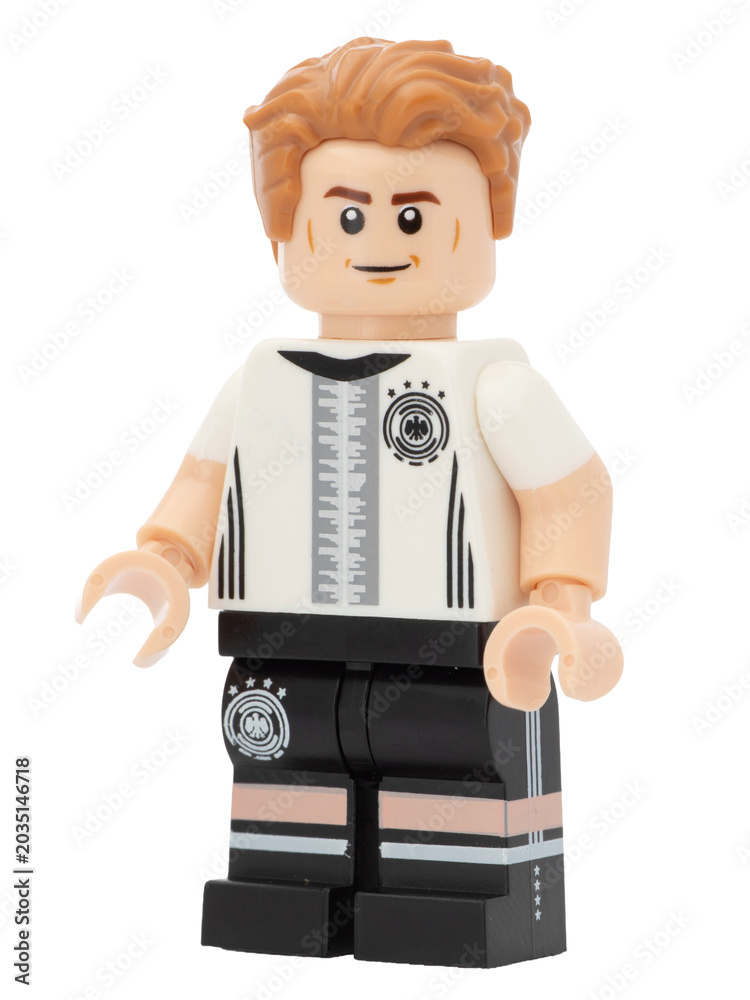 Obraz premium Dortmund - Deutschland 26. Mai 2026 - Lego Minifigure Fussballer mit weißem Trikot
