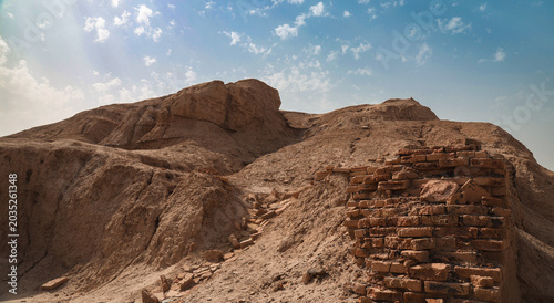 Bild auf Leinwand Exploring ancient in Iraq with its historical ruins and desert landscape