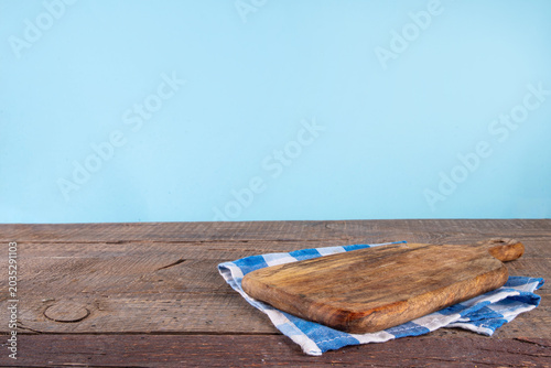 Fotografia Cooking, culinary background with wooden cutting board