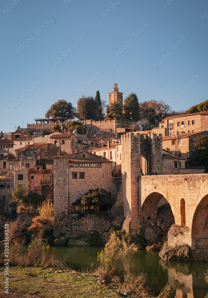 Fototapeta premium Besalú, Catalunya, 2026