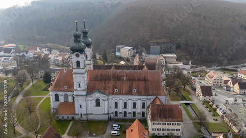 Fotografija Zwiefalter Munster and Valley Town from Above