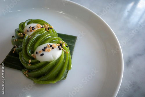 Kue Kaswi Pandan, traditional cake from West Kalimantan, made from tapioca flour and pandan leaf