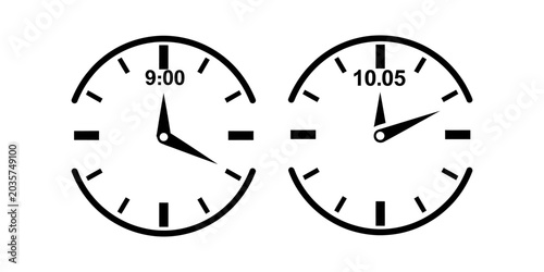 Bild auf Leinwand Quick time passage clocks showing 9 00 and 10 05