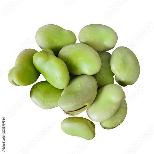 Fotografie そら豆 むき身の山盛り切り抜き。野菜・初夏・おつまみの新鮮なフード素材 (Broad beans isolated