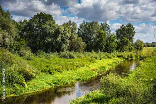 Foto lowland landscape with the Krzna River near its confluence with the Bug Riverlow