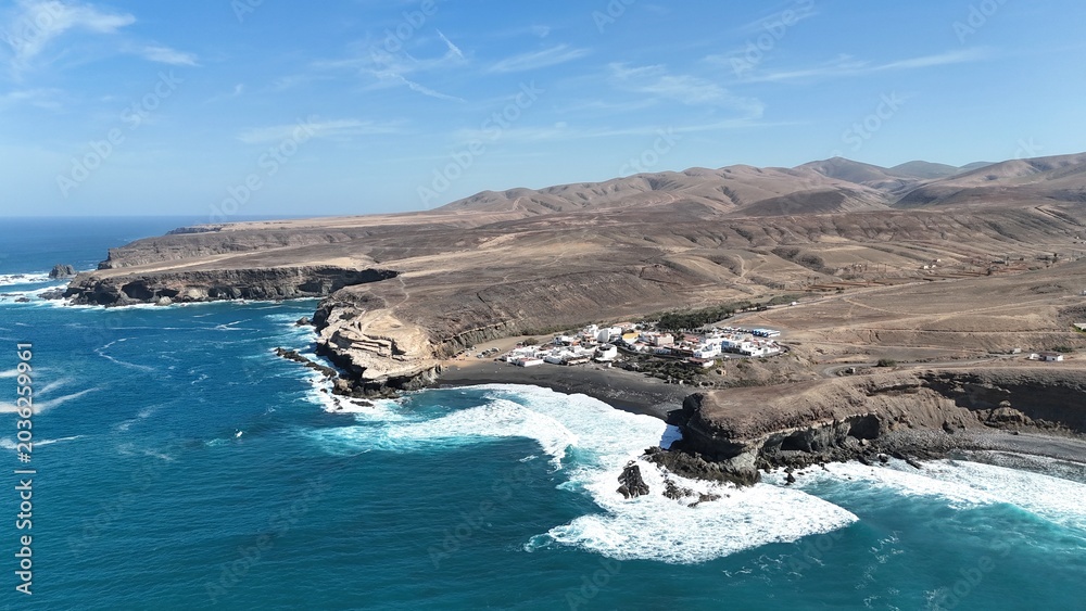 Fototapeta premium falaise et grotte d'Ajuy à Fuerteventura aux canaries, Espagne