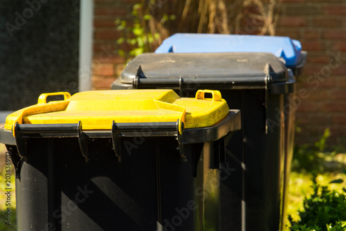Mülltonnen aus Plastik