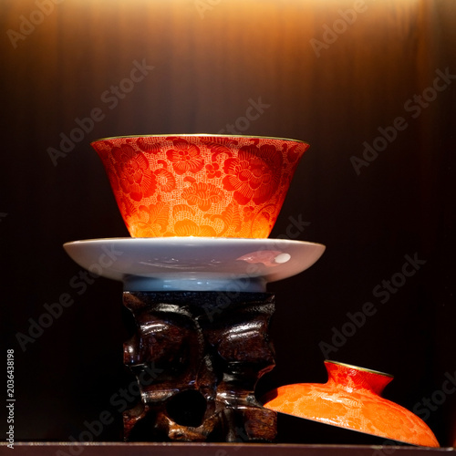 Fotografija Jingdezhen exquisite Chinese patterned tea set close-up, China.