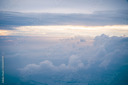 上空からの幻想的な雲