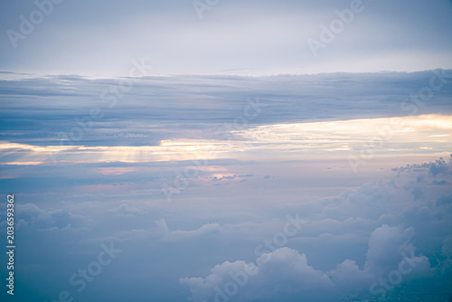 上空からの幻想的な雲