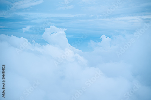 上空からの幻想的な雲