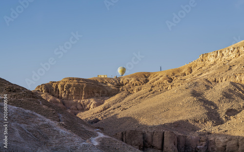 Hot air Bollon over the mountain at Vally of the kings. Luxor, Egypt