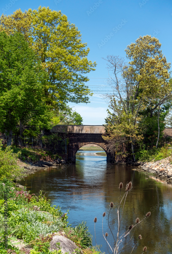 Fototapeta premium Indian River in downtown Clinton, Connecticut (CT)