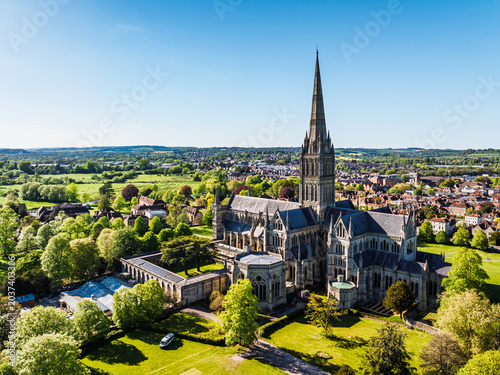 Quadro su tela Salisbury Cathedral from a drone, Salisbury, Wiltshire, England