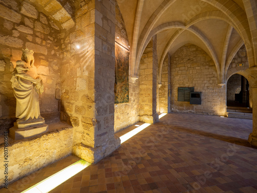Foto Royaumont Abbey, in Asnières‑sur‑Oise, France,  Gothic Cistercian monastery with