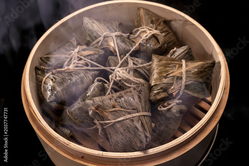 Traditional bamboo steamer for Dragon Boat Festival: Delicious rice dumplings steamed fresh