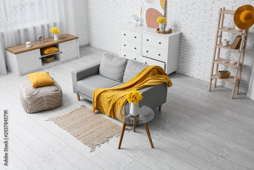 Modern bright living room i...