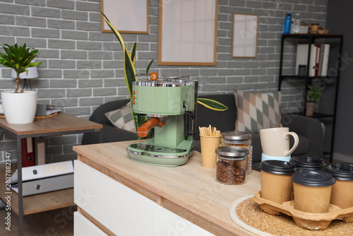 Coffee machine with stir st...