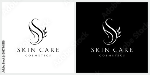 Foto Initial letter S leaves for natural beauty skin care cosmetics logo design