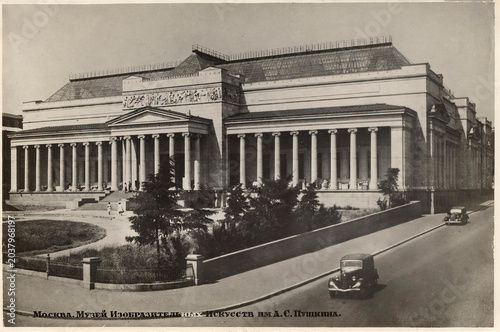 Fotografía Moscow USSR October 1 1953 Pushkin Museum Soviet art postcard front side editori