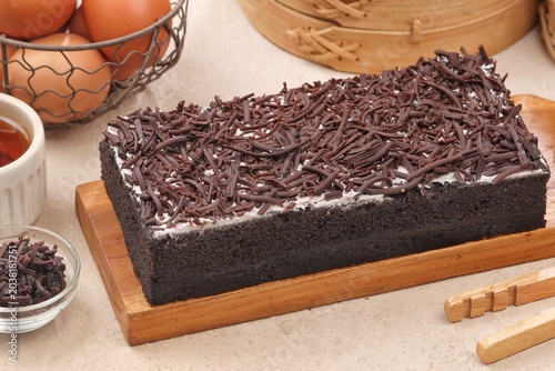 Tableau sur toile Steamed brownies are a type of steamed brownie with a softer texture than baked brownies, usually filled with melted chocolate, cheese, or buttercream, with various toppings