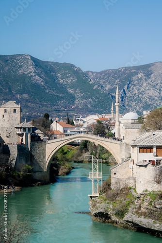 Cuadro en lienzo old bridge in mostar bosnia herzegovina