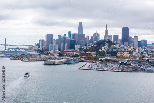 Fotografie Aerial view of the skyline and Fisherman's Wharf in San Francisco, California