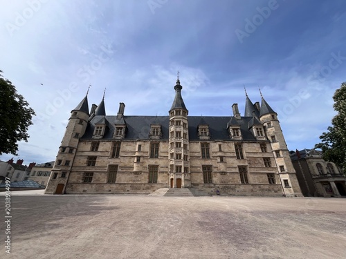 Foto Palais ducal de Nevers