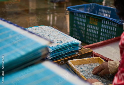 Canvas-taulu A documentary series captures the traditional Korean process of making dried whitebait sheets