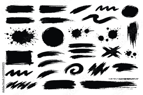 Beautiful Paintbrush Set, brush stroke, vector, template. High quality manually traced. Grunge elements for Social media and network. Ink brush stoke stencil. Rectangle text boxes. Vector texture set