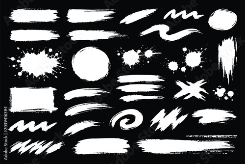 Beautiful Paintbrush Set, brush stroke, vector, template. High quality manually traced. Grunge elements for Social media and network. Ink brush stoke stencil. Rectangle text boxes. Vector texture set