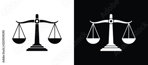 Tableau sur toile Scales of justice icon in black and white