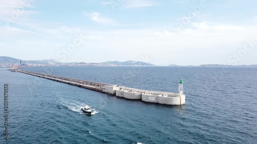 sortie du port de Marseille