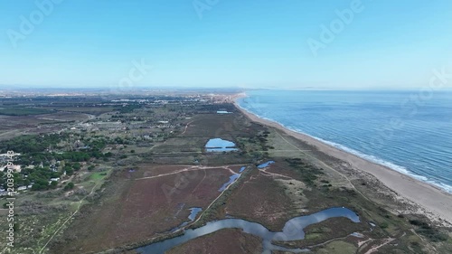 Vendres près de Vias et de Valras, plages et port de l'Hérault en Occitanie, France