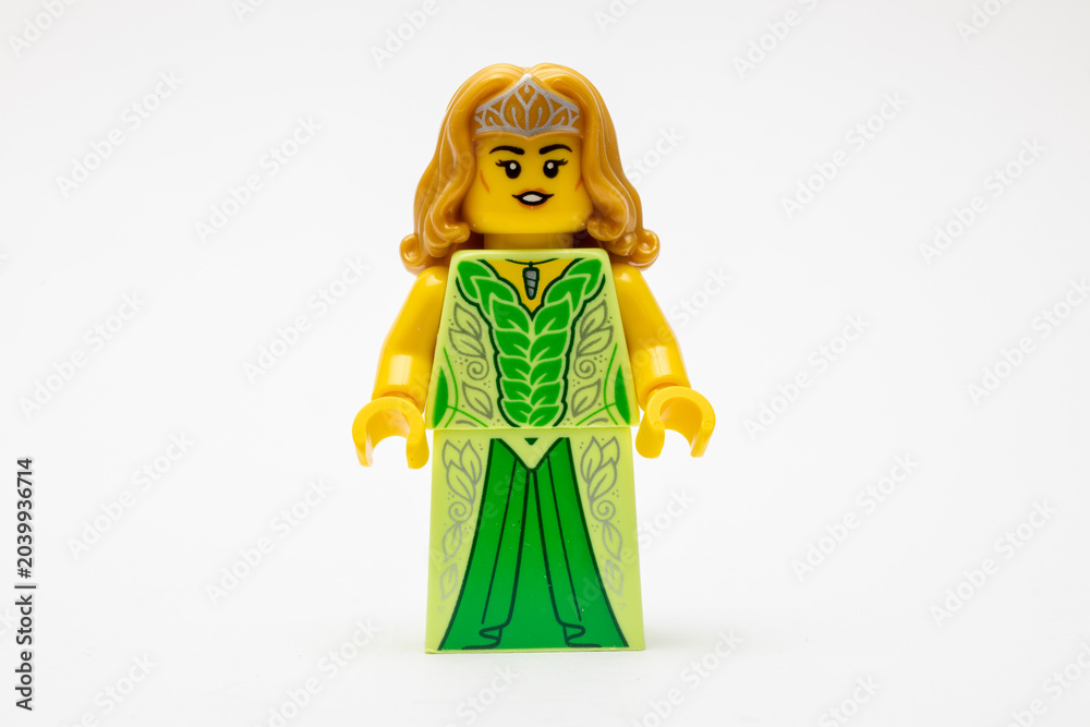 Obraz premium A minifigure of a female elf in a green dress