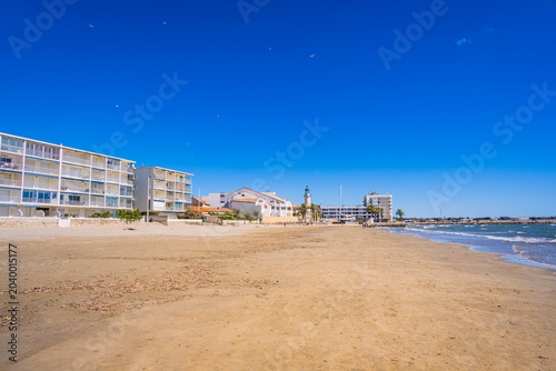 La plage de sable du Grau-du-Roi en France