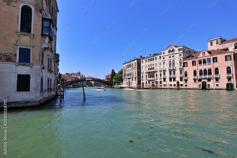 Fototapeta premium Grand Canal and Ponte dell'Accademia viewed from Campo San Vio (city square) in the Dorsoduro district of Venice, Italy