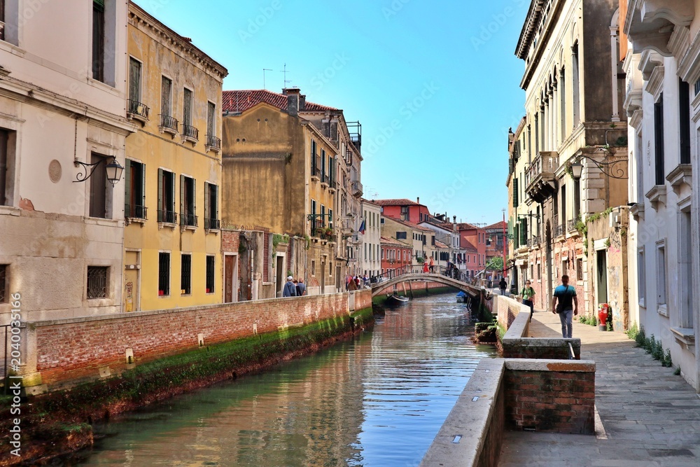 Fototapeta premium Old town, canal and old bridge in the Dorsoduro district of Venice, Italy