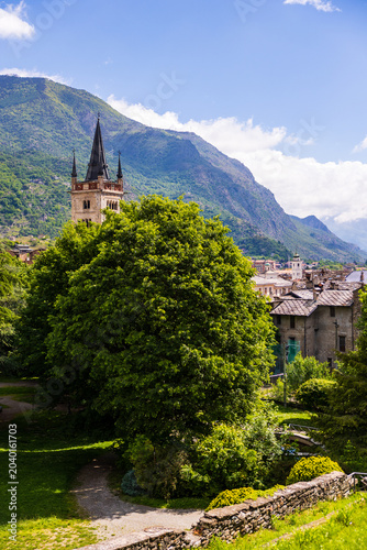 Tablou pe pânză Panoramic view of the city of Susa surrounded by mountains and dominated by the