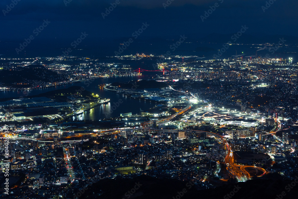 Fototapeta premium 日本新三大夜景 福岡県北九州市 皿倉山展望台 
