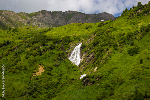 Tableau sur toile Landscape in Austrian Alps - High mountains of higt Tauern around Grossglockner