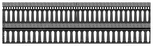 Tableau sur toile Greek columns and meander pattern in classical antique horizontal border style