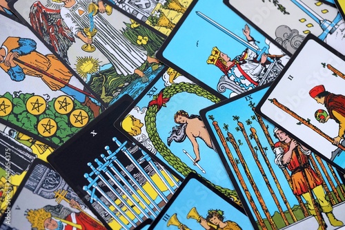 Schilderij op canvas Big pile of different classical tarot cards on table
