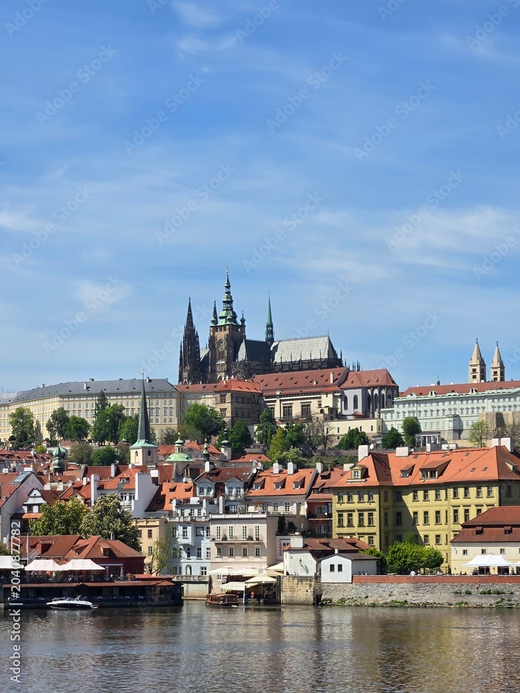 Obraz premium view of prague castle