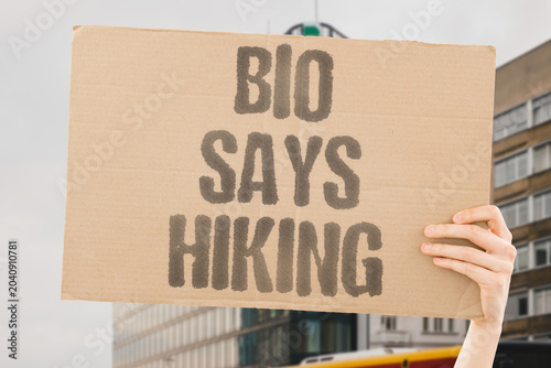 Tableau sur toile "Bio says hiking" Dating profiles are often clichéd