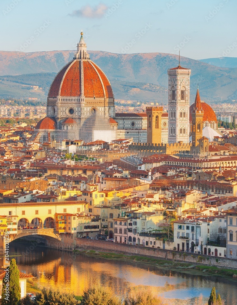 Obraz premium view of florence cathedral