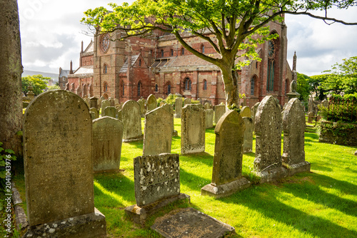 Obraz na płótnie Cemetery in the churchyard around St Magnus Cathedral in Kirkwall, Orkney Island